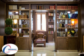 Гостиница Hôtel Les Voyageurs  Бастия
